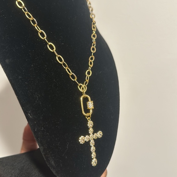 Cross Necklace - Picture 6 of 7